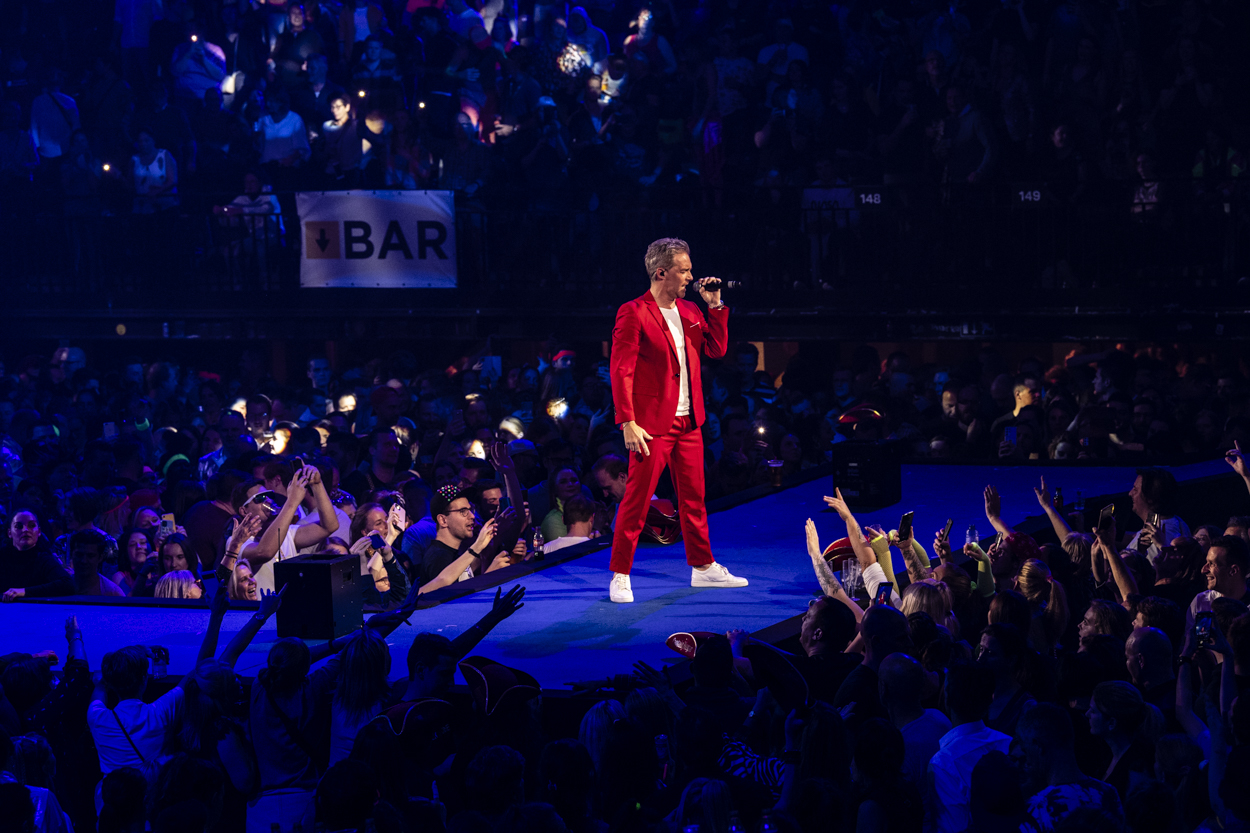 MNM Back To The 90s & Nillies - Christophe @ Sportpaleis, foto 6, foto's door Sandra Van Watermeulen - FrontView Magazine