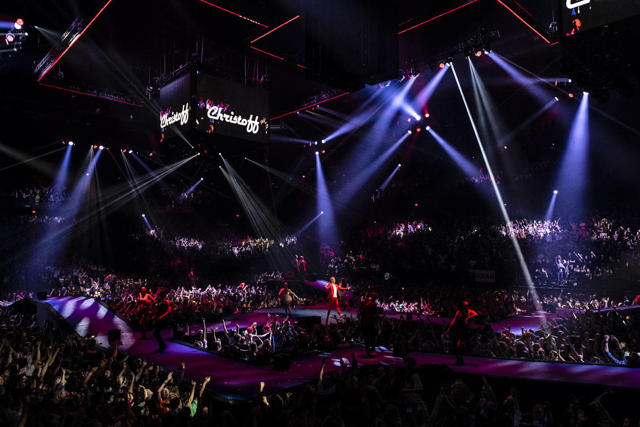MNM Back To The 90s & Nillies - Christophe @ Sportpaleis, foto 7, foto's door Sandra Van Watermeulen - FrontView Magazine
