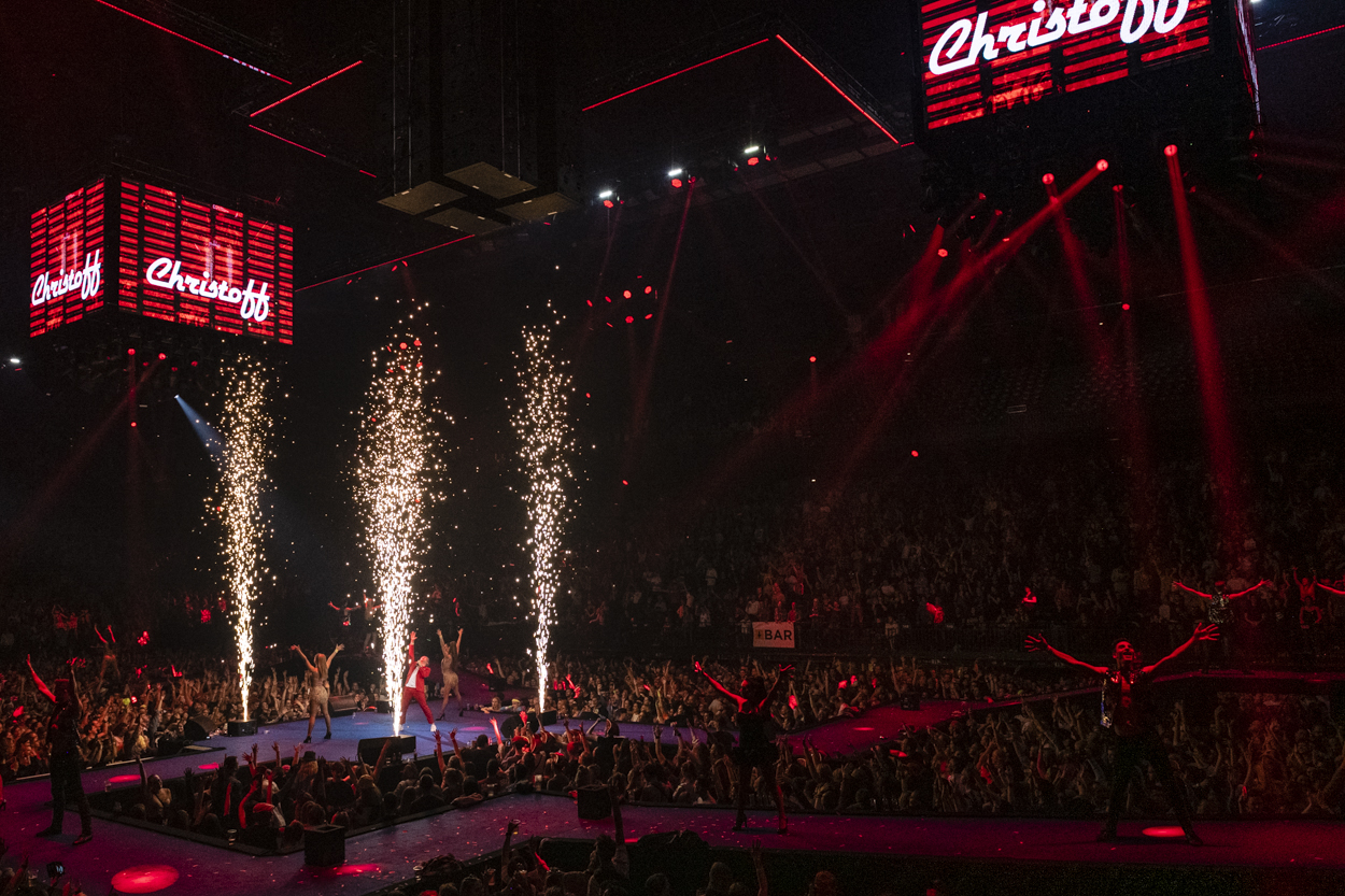 MNM Back To The 90s & Nillies - Christophe @ Sportpaleis, foto 12, foto's door Sandra Van Watermeulen - FrontView Magazine