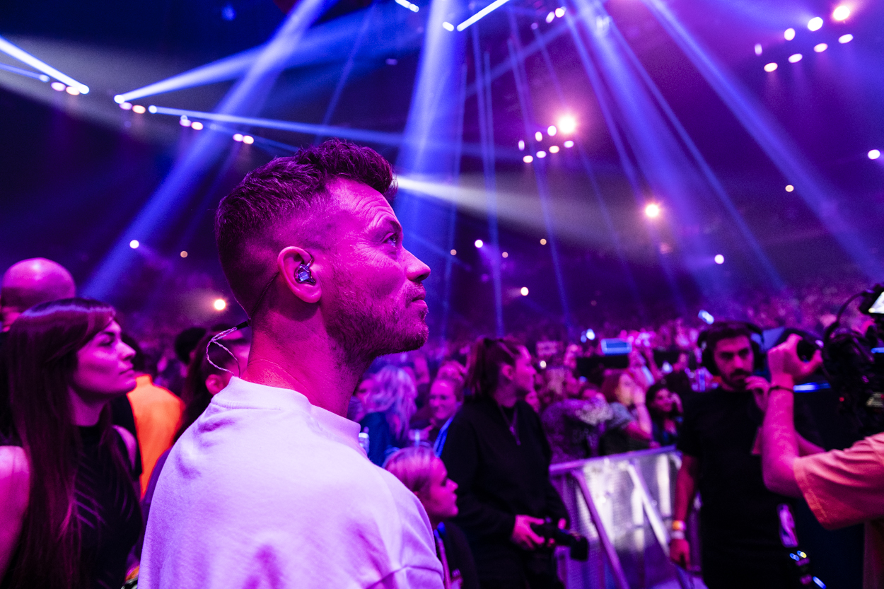 MNM Back To The 90s & Nillies - Gers Pardoel @ Sportpaleis, picture 1, photographed by Sandra Van Watermeulen - FrontView Magazine