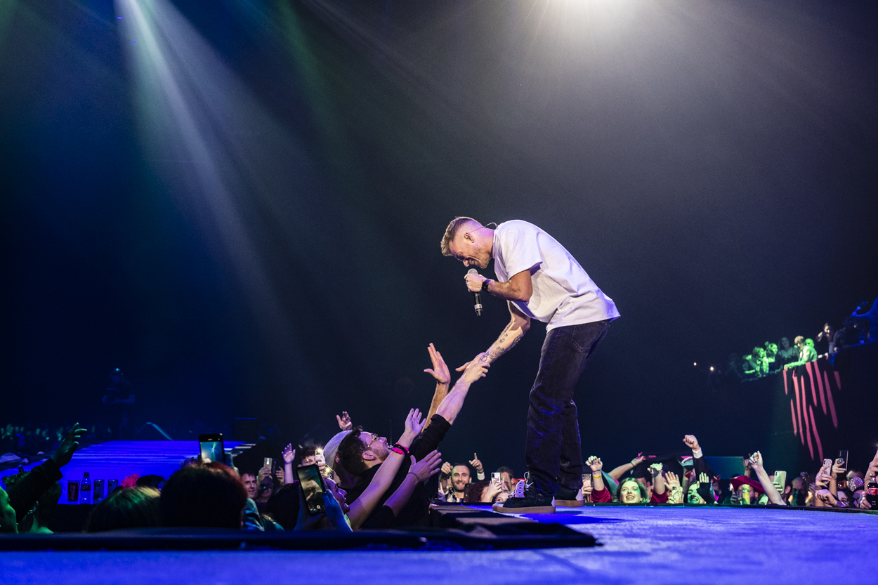 MNM Back To The 90s & Nillies - Gers Pardoel @ Sportpaleis, picture 2, photographed by Sandra Van Watermeulen - FrontView Magazine
