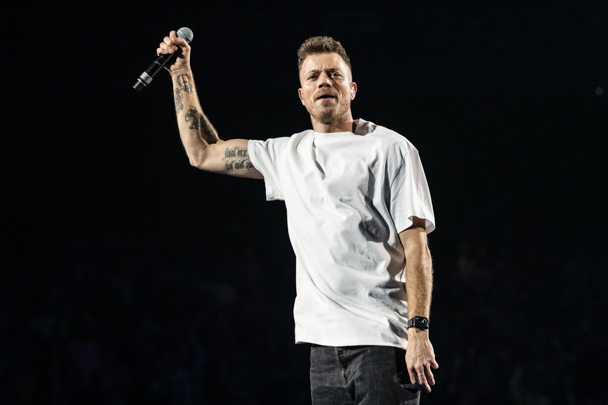 MNM Back To The 90s & Nillies - Gers Pardoel @ Sportpaleis, picture 7, photographed by Sandra Van Watermeulen - FrontView Magazine