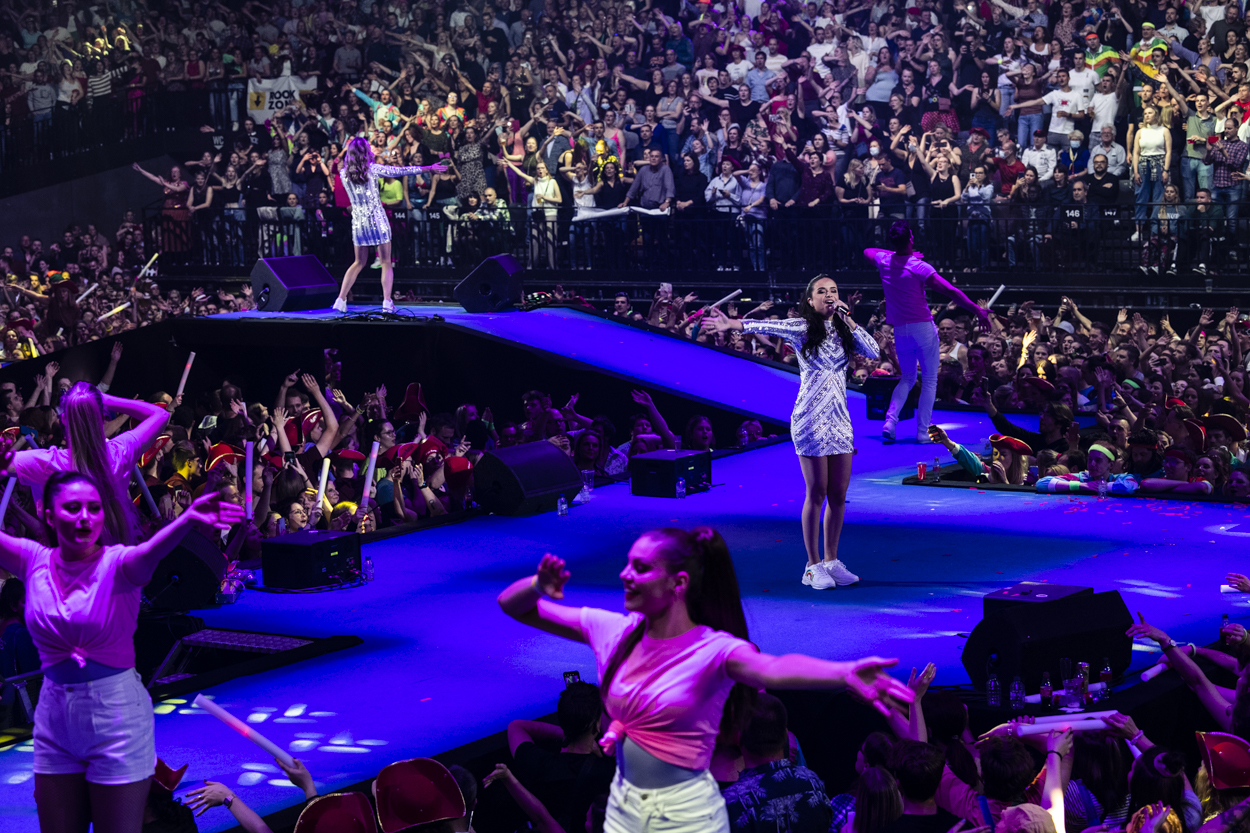 MNM Back To The 90s & Nillies - K3 @ Sportpaleis, foto 8, foto's door Sandra Van Watermeulen - FrontView Magazine