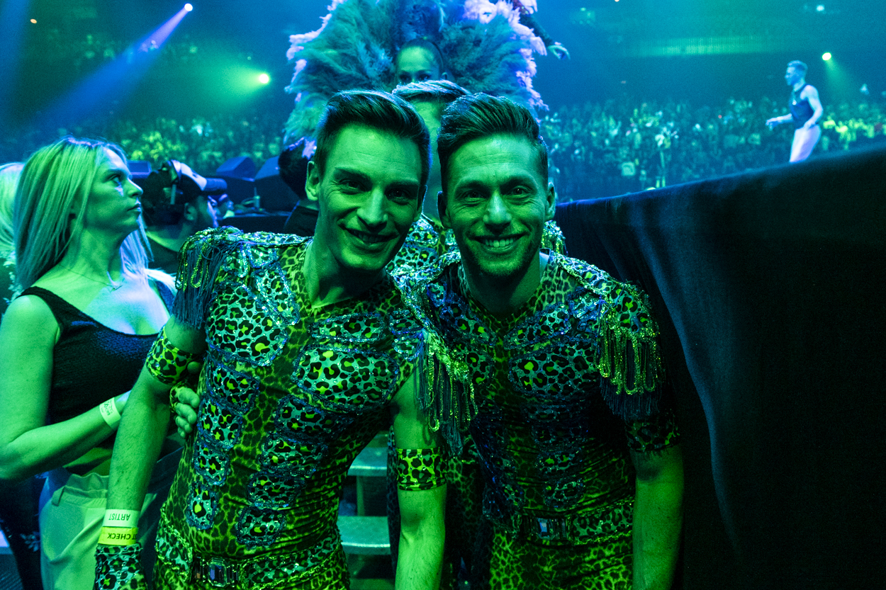 MNM Back To The 90s & Nillies - Sfeer @ Sportpaleis, picture 21, photographed by Sandra Van Watermeulen - FrontView Magazine