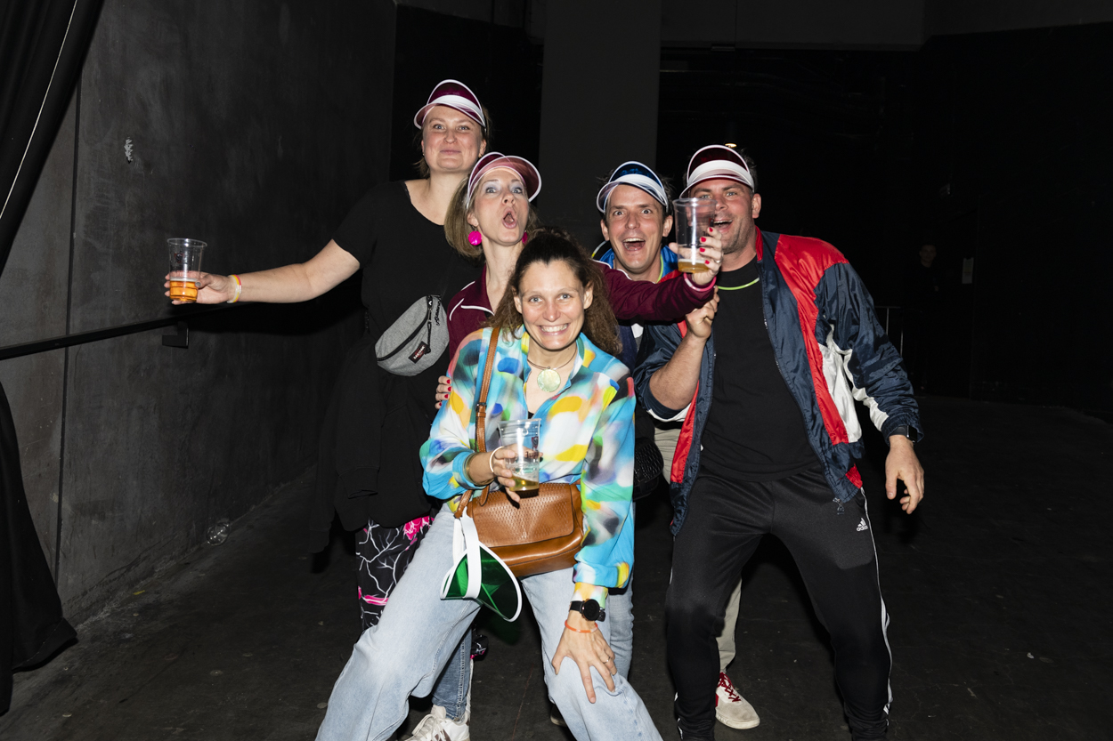 MNM Back To The 90s & Nillies - Sfeer @ Sportpaleis, picture 33, photographed by Sandra Van Watermeulen - FrontView Magazine