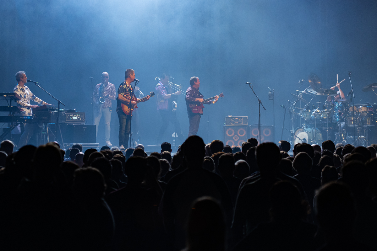 Level 42 @ 013, picture 21, photographed by David Johnson - FrontView Magazine