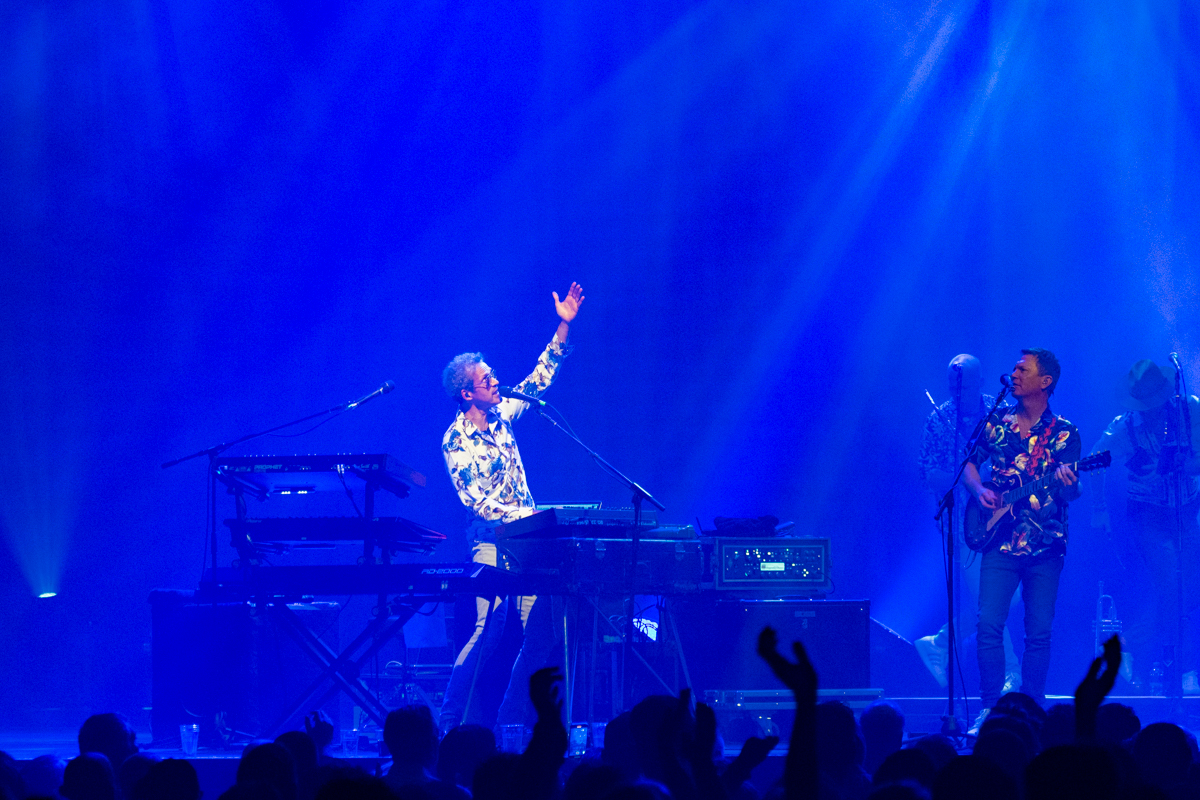 Level 42 @ 013, picture 29, photographed by David Johnson - FrontView Magazine