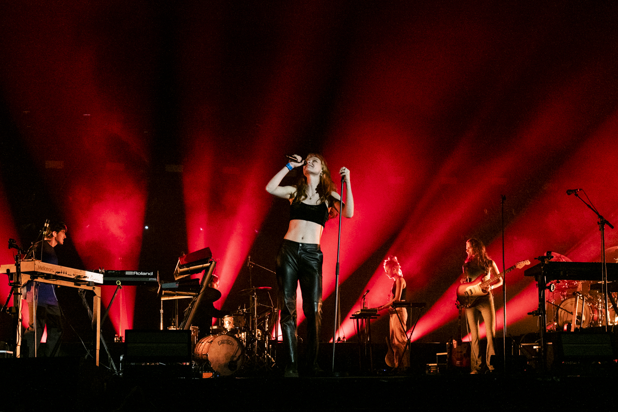 Froukje @ Lotto Arena, foto 1, foto's door Sandra Van Watermeulen - FrontView Magazine