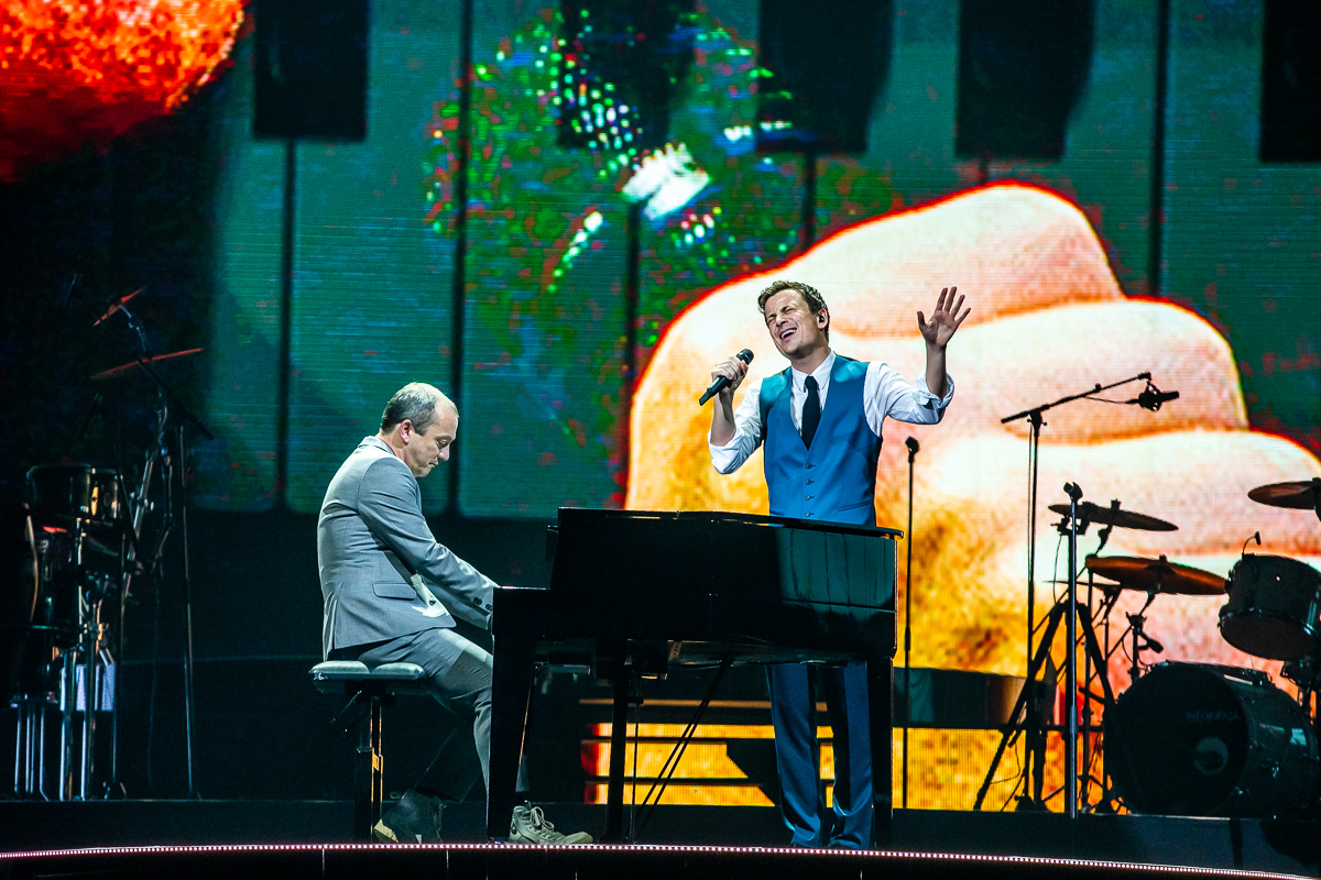 Niels Destadsbader - Sterker @ Sportpaleis, picture 28, photographed by Dimitri Vanlommel - FrontView Magazine