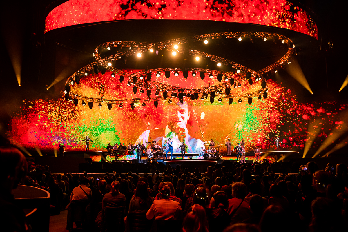 Niels Destadsbader - Sterker @ Sportpaleis, picture 44, photographed by Dimitri Vanlommel - FrontView Magazine