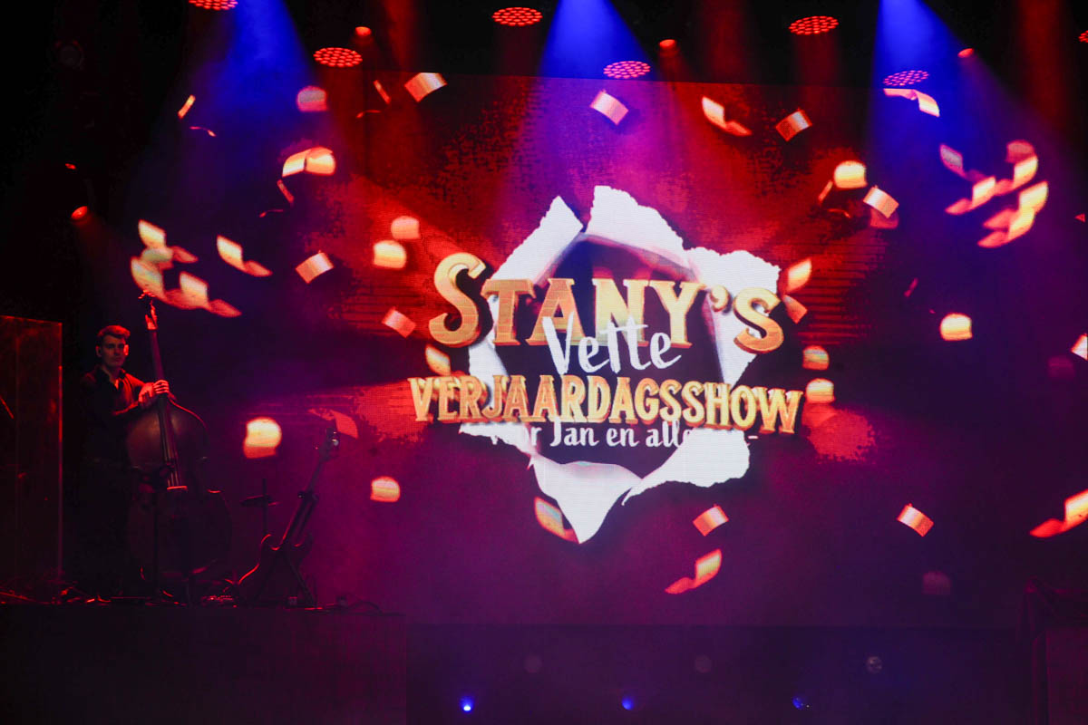 Stany's vette verjaardagsshow @ Theater Elckerlyc, picture 3, photographed by Peter Minnebo - FrontView Magazine