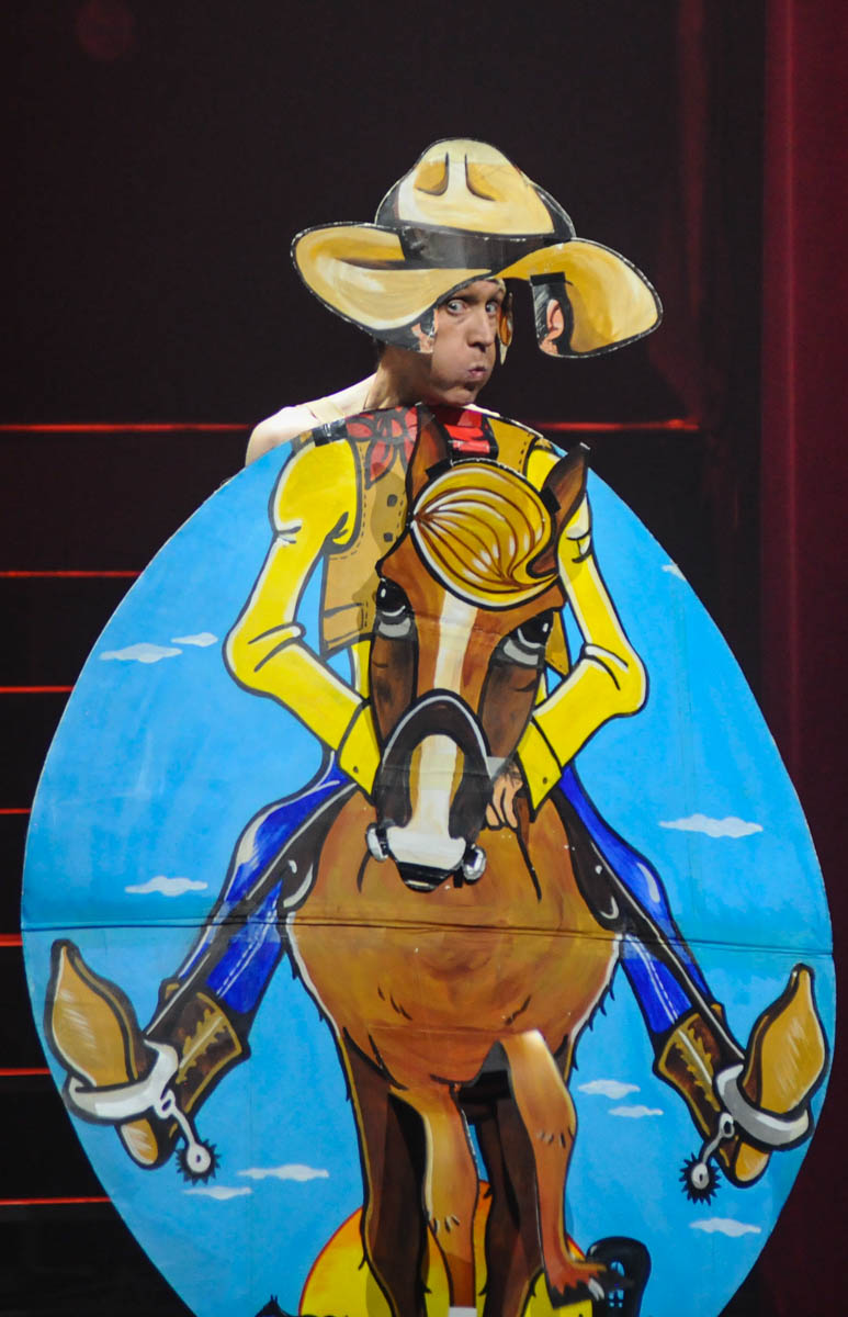 Stany's vette verjaardagsshow @ Theater Elckerlyc, picture 17, photographed by Peter Minnebo - FrontView Magazine