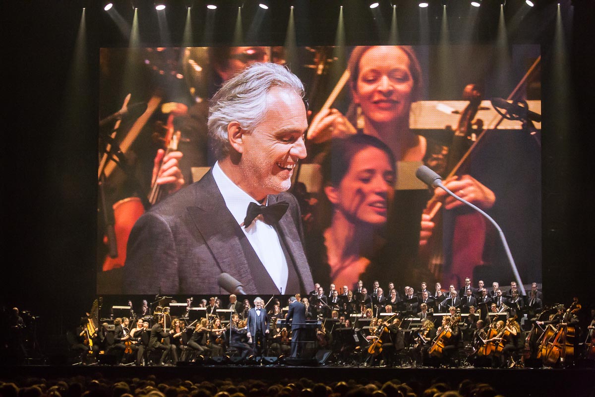 Andrea Bocelli @ Sportpaleis, picture 18, photographed by Marc Verdonck - FrontView Magazine