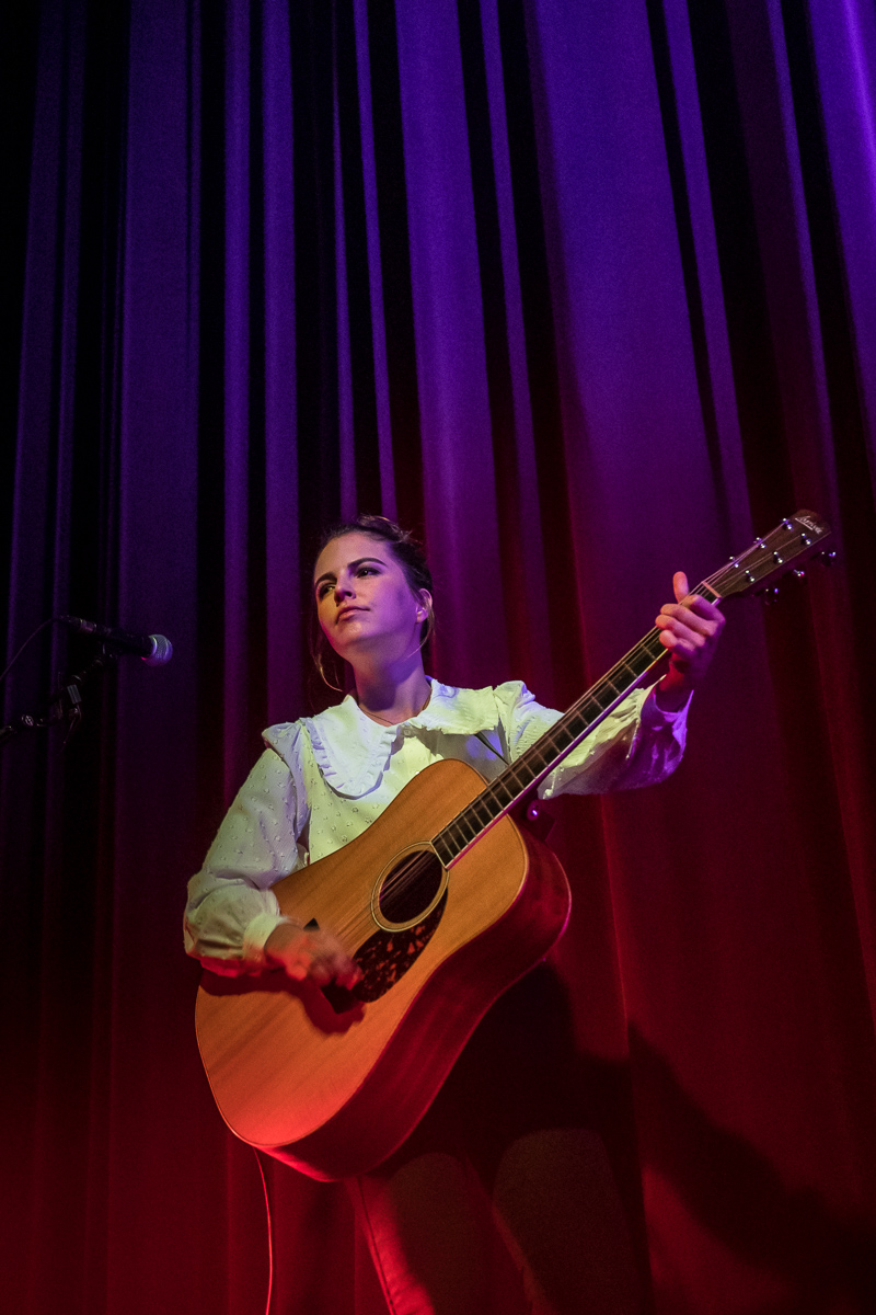 Emmy d'Arc @ Ancienne Belgique, picture 4, photographed by Jürgen Bruynooghe - FrontView Magazine