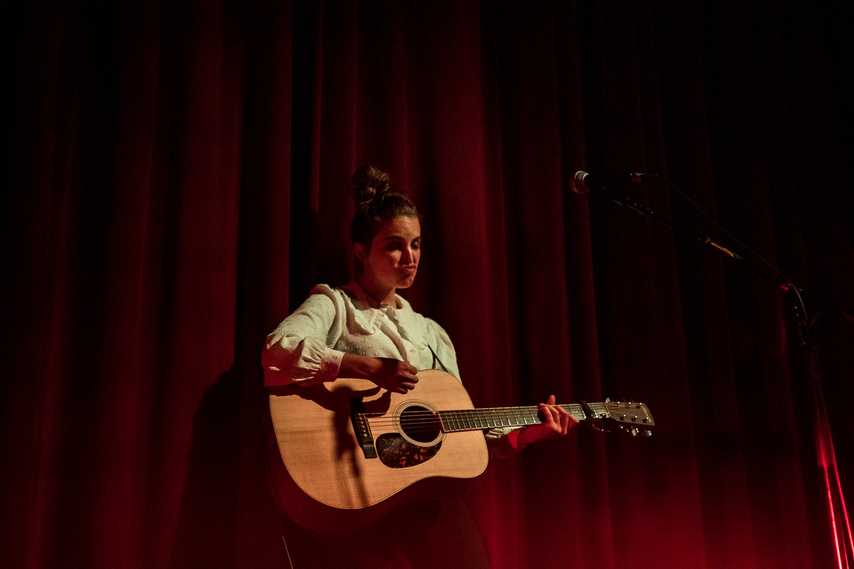 Emmy d'Arc @ Ancienne Belgique, picture 15, photographed by Jürgen Bruynooghe - FrontView Magazine