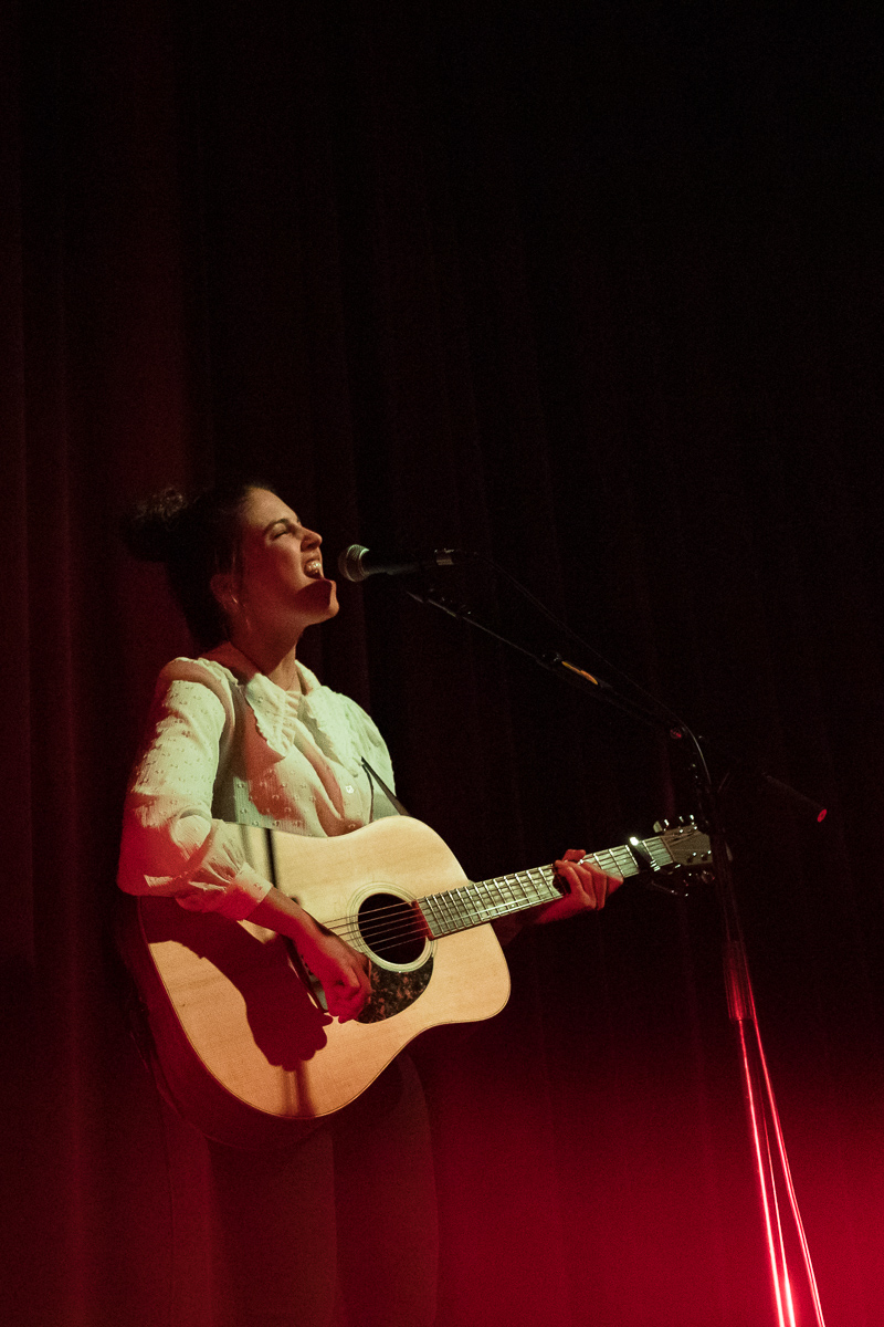 Emmy d'Arc @ Ancienne Belgique, picture 16, photographed by Jürgen Bruynooghe - FrontView Magazine