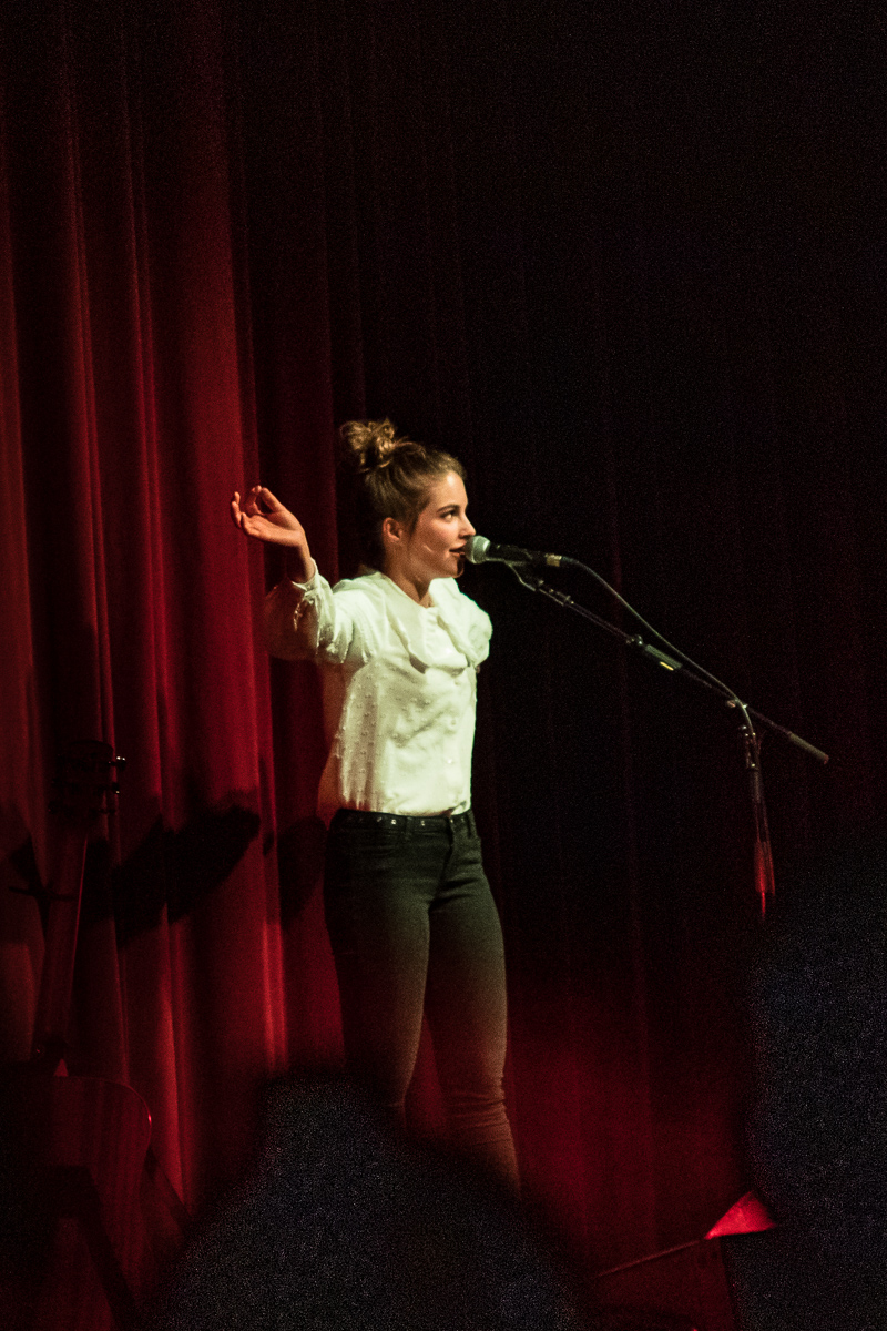 Emmy d'Arc @ Ancienne Belgique, picture 17, photographed by Jürgen Bruynooghe - FrontView Magazine