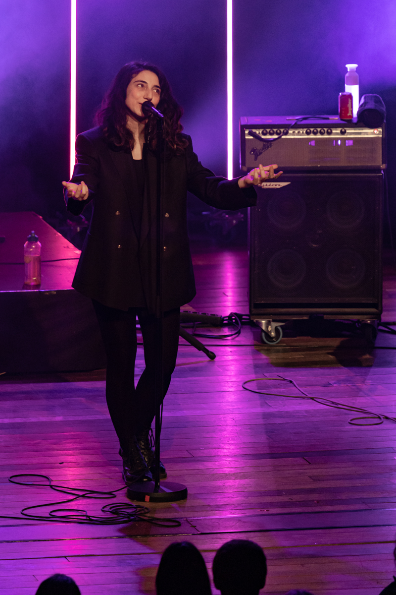 Intergalactic Lovers @ De Roma, foto 8, foto's door David Johnson - FrontView Magazine