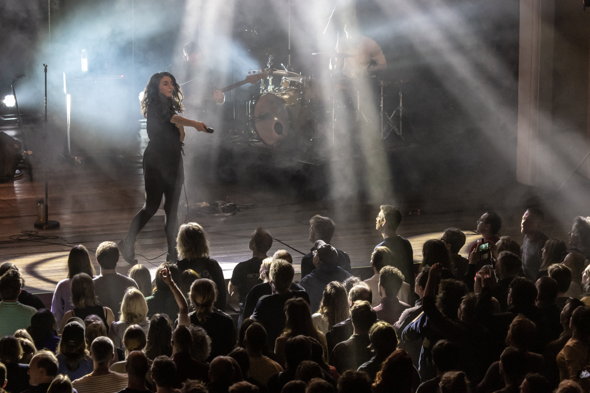 Intergalactic Lovers @ De Roma, foto 17, foto's door David Johnson - FrontView Magazine