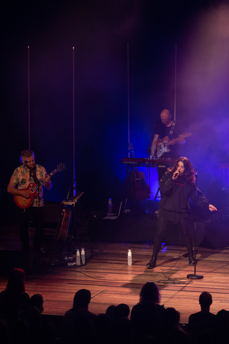 Intergalactic Lovers @ De Roma, foto 19, foto's door David Johnson - FrontView Magazine