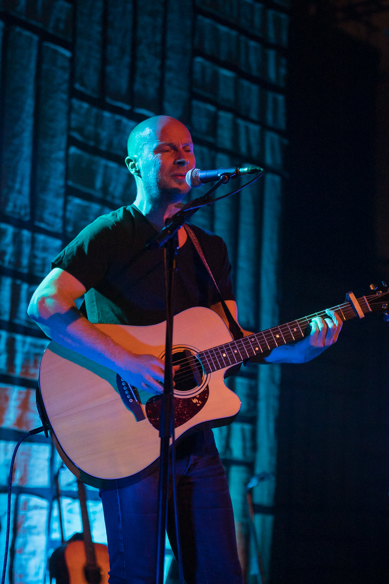 Milow @ Hangar 3020, picture 6, photographed by Jürgen Bruynooghe - FrontView Magazine