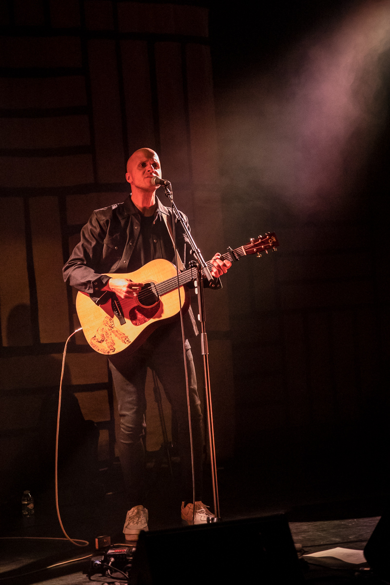 Milow @ Hangar 3020, picture 13, photographed by Jürgen Bruynooghe - FrontView Magazine