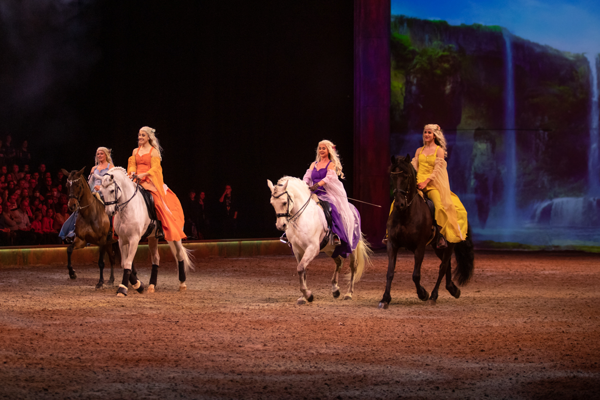 Cavalluna "Celebration" @ Sportpaleis, picture 5, photographed by dirk janssens - FrontView Magazine