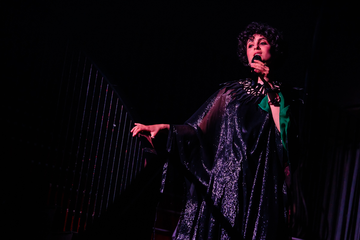 Barbara Pravi @ La Madeleine, picture 1, photographed by Dorien Goetschalckx - FrontView Magazine