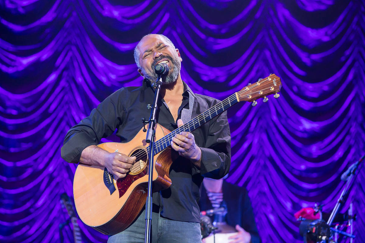Bart Peeters Deluxe 2022 @ Lotto Arena, foto 18, foto's door Marc Verdonck - FrontView Magazine