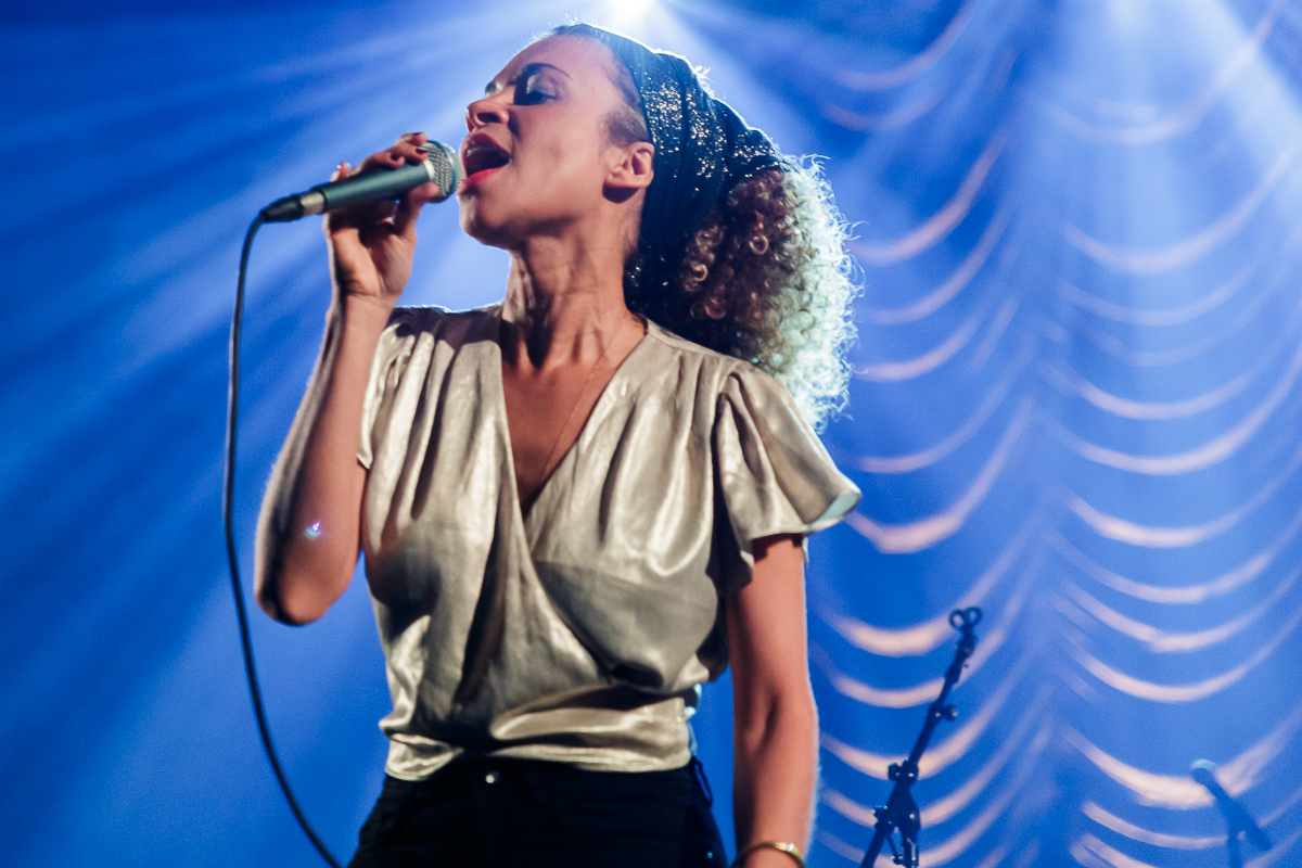Annie Lalalove @ Ancienne Belgique, picture 4, photographed by Peter Smet - FrontView Magazine