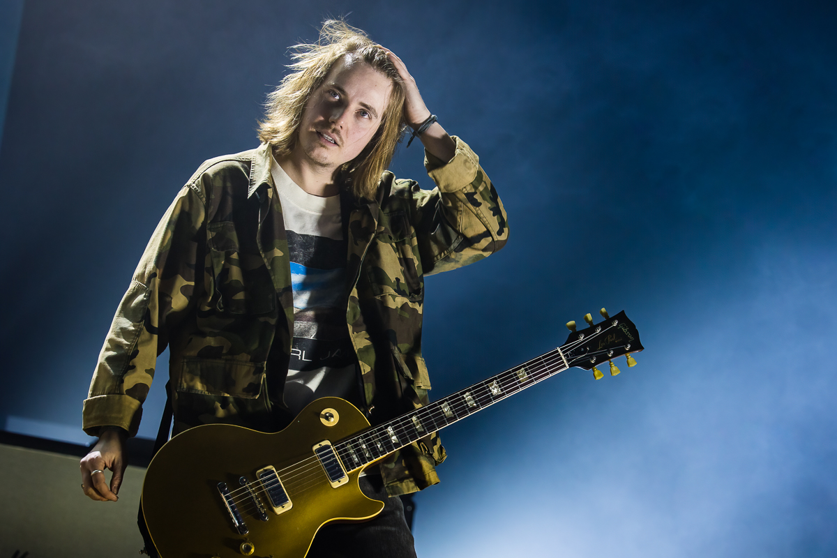 Nothing But Thieves @ De Roma, picture 2, photographed by Dorien Goetschalckx - FrontView Magazine