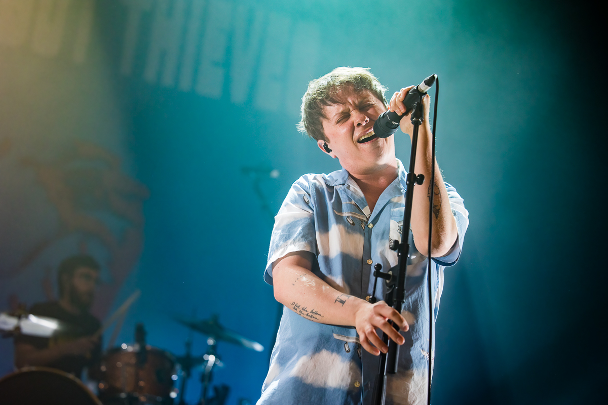Nothing But Thieves @ De Roma, picture 5, photographed by Dorien Goetschalckx - FrontView Magazine