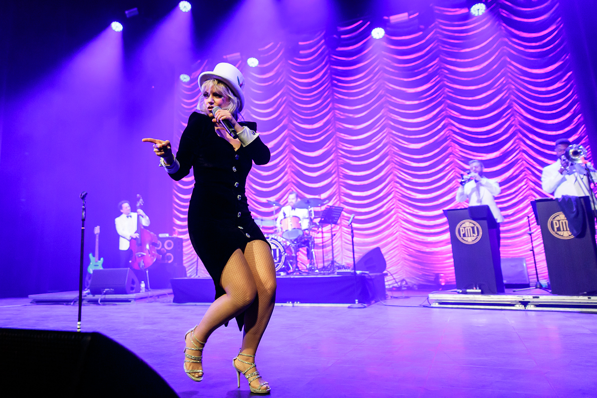 Postmodern Jukebox @ Ancienne Belgique, picture 7, photographed by Peter Smet - FrontView Magazine