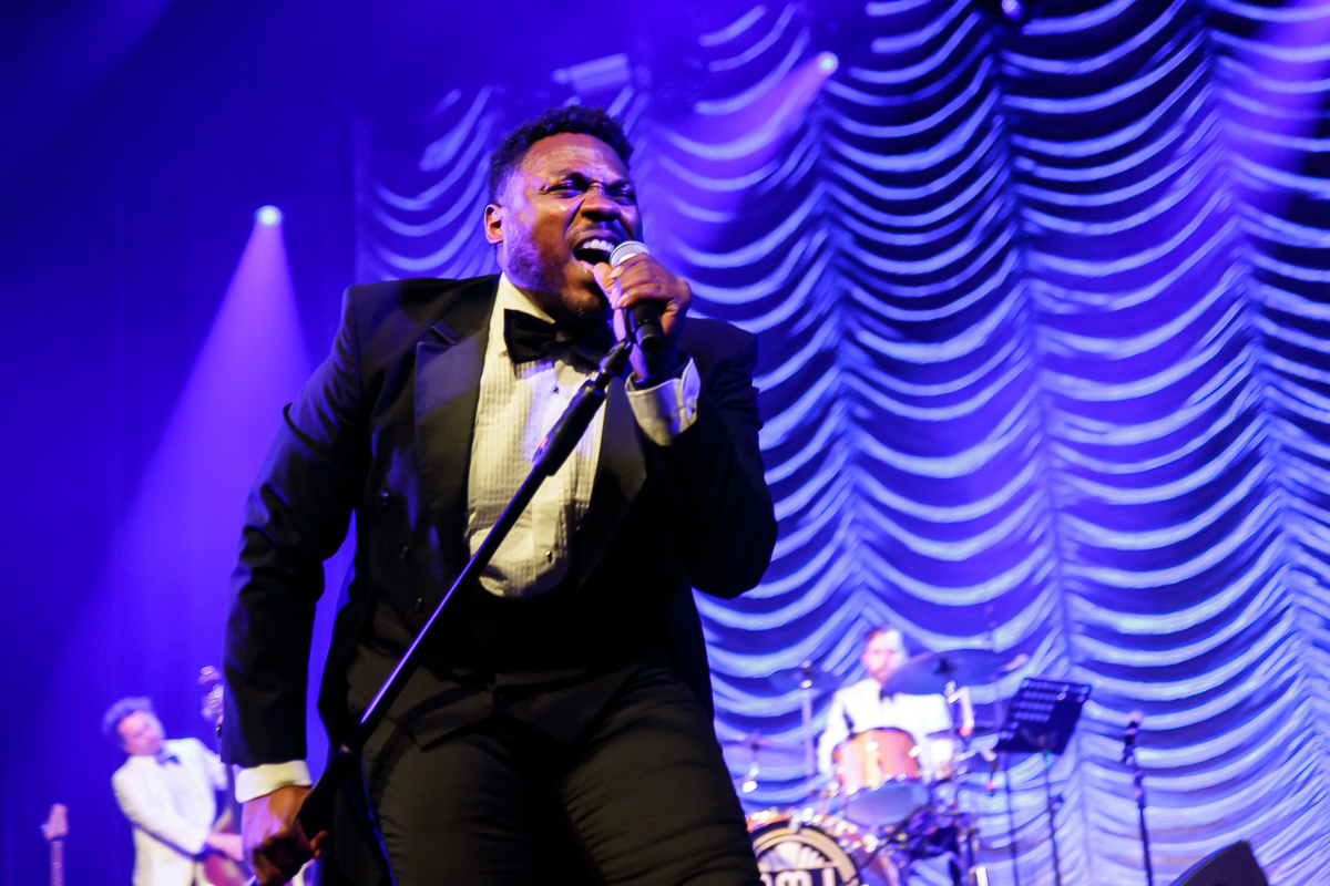 Postmodern Jukebox @ Ancienne Belgique, picture 19, photographed by Peter Smet - FrontView Magazine