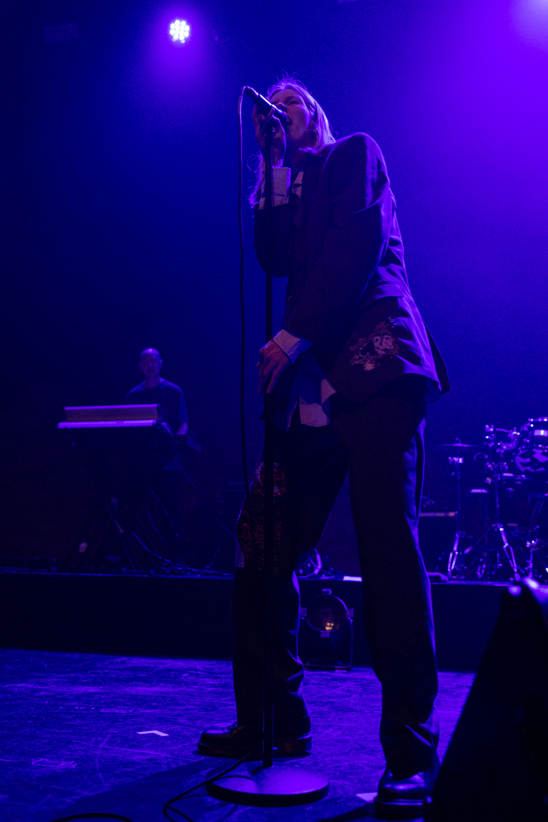 Whispering Sons @ Het Depot, picture 2, photographed by David Johnson - FrontView Magazine