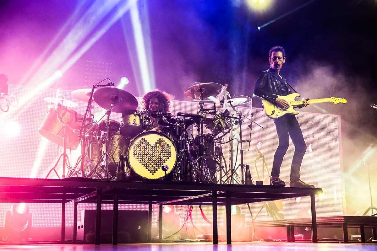Simple Minds @ Sportpaleis, picture 10, photographed by Marc Verdonck - FrontView Magazine