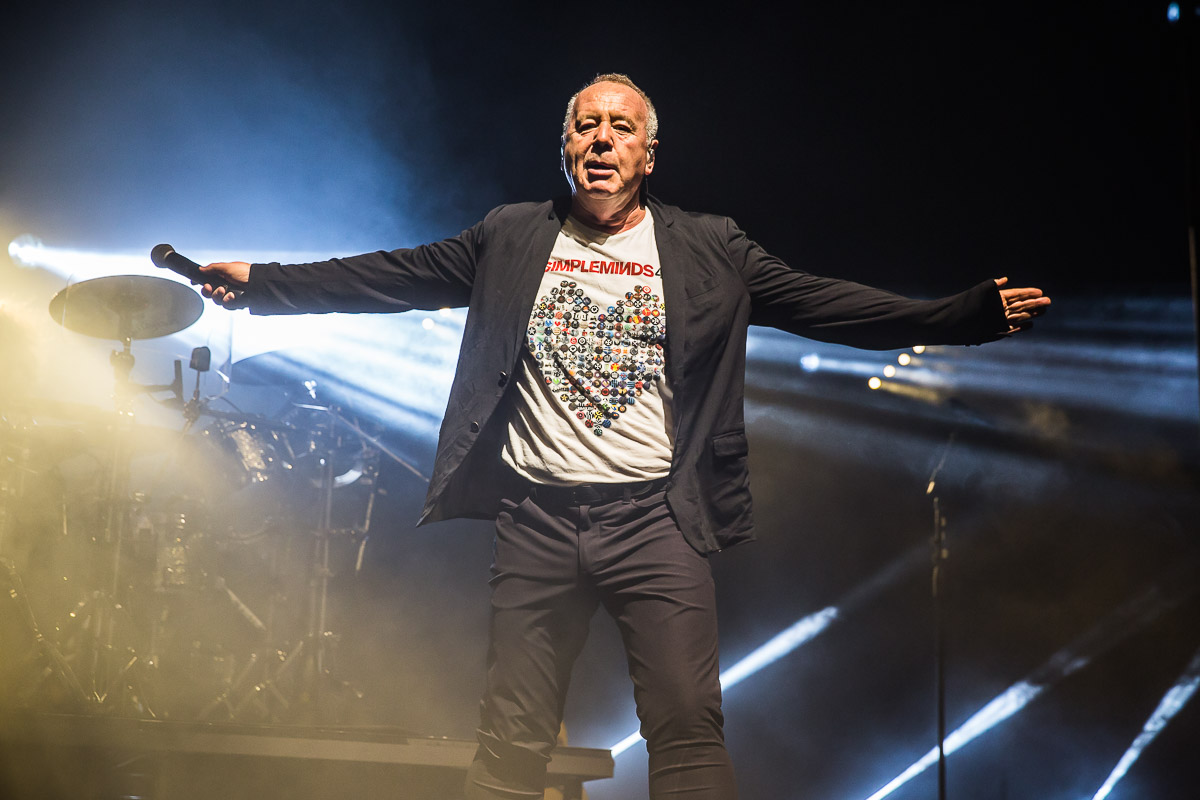 Simple Minds @ Sportpaleis, picture 18, photographed by Marc Verdonck - FrontView Magazine
