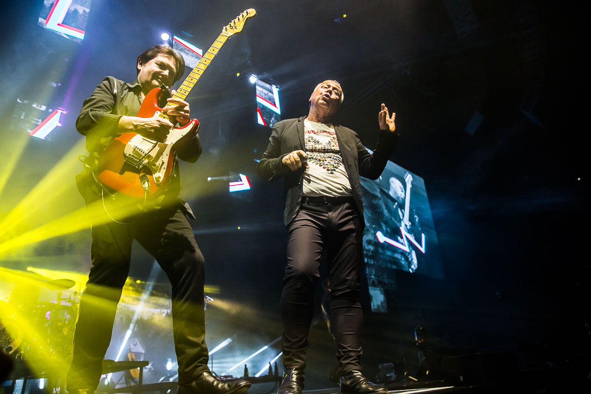 Simple Minds @ Sportpaleis, picture 29, photographed by Marc Verdonck - FrontView Magazine