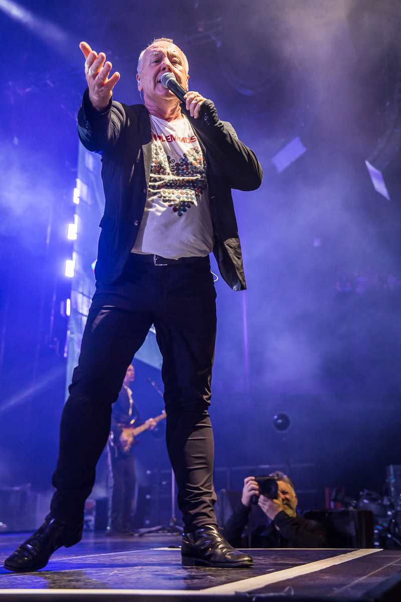 Simple Minds @ Sportpaleis, picture 35, photographed by Marc Verdonck - FrontView Magazine