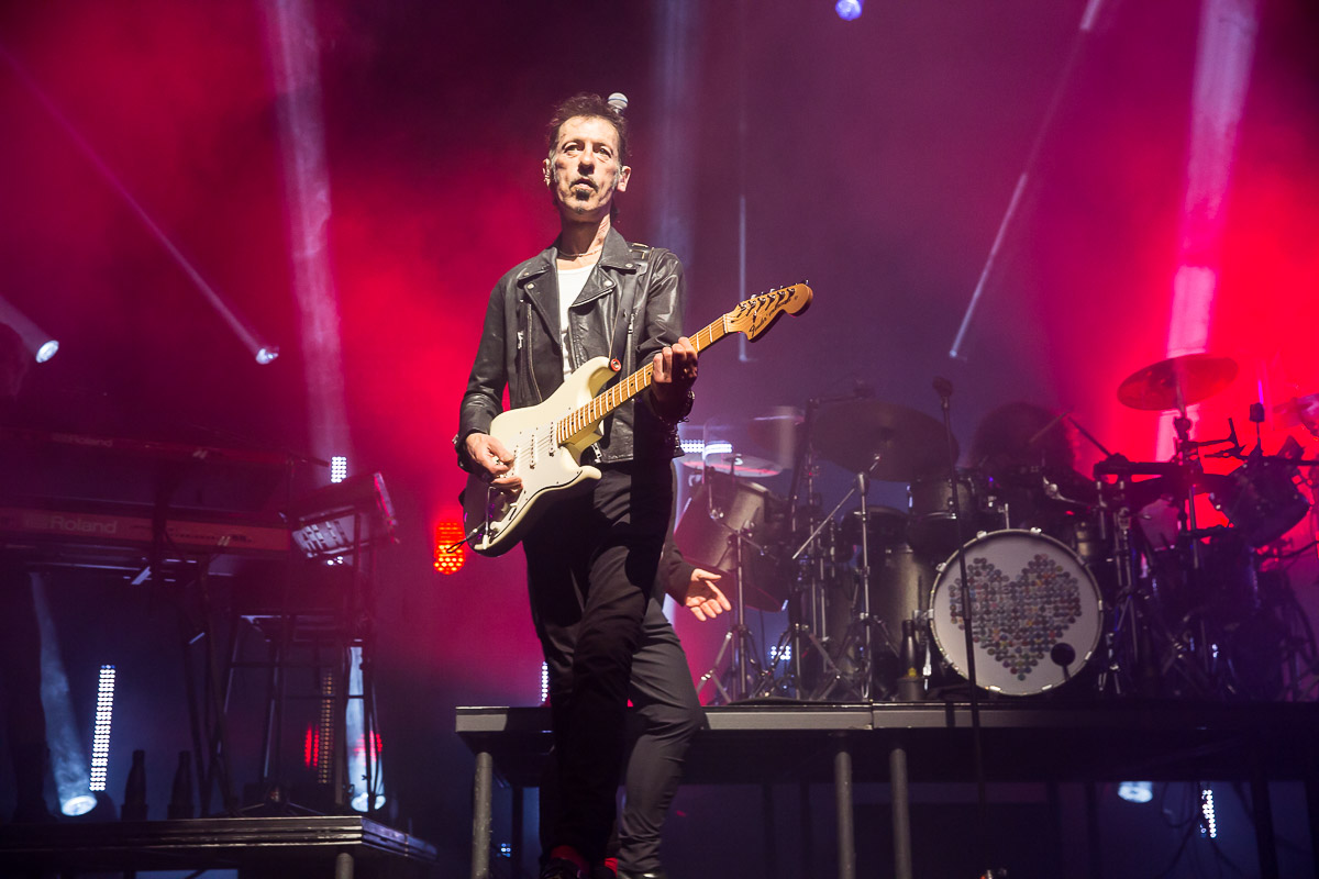 Simple Minds @ Sportpaleis, picture 47, photographed by Marc Verdonck - FrontView Magazine