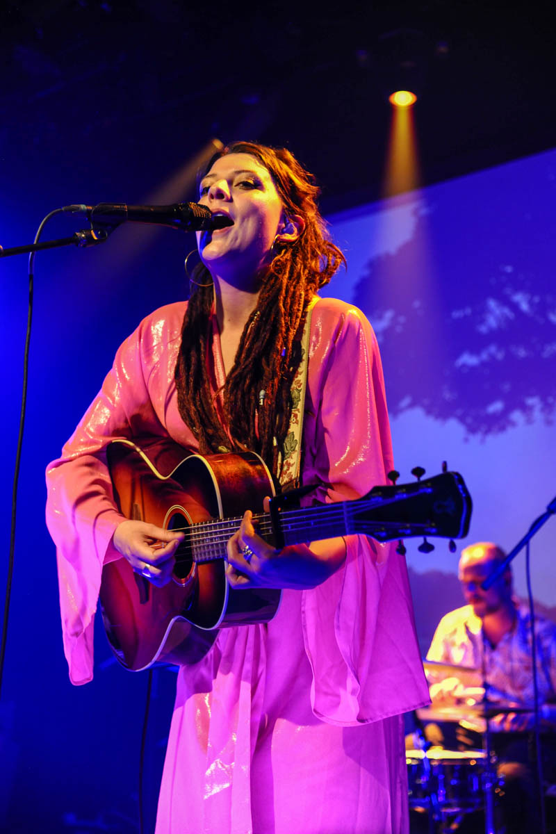 Camilla Blue @ Effenaar, picture 16, photographed by Peter Minnebo - FrontView Magazine