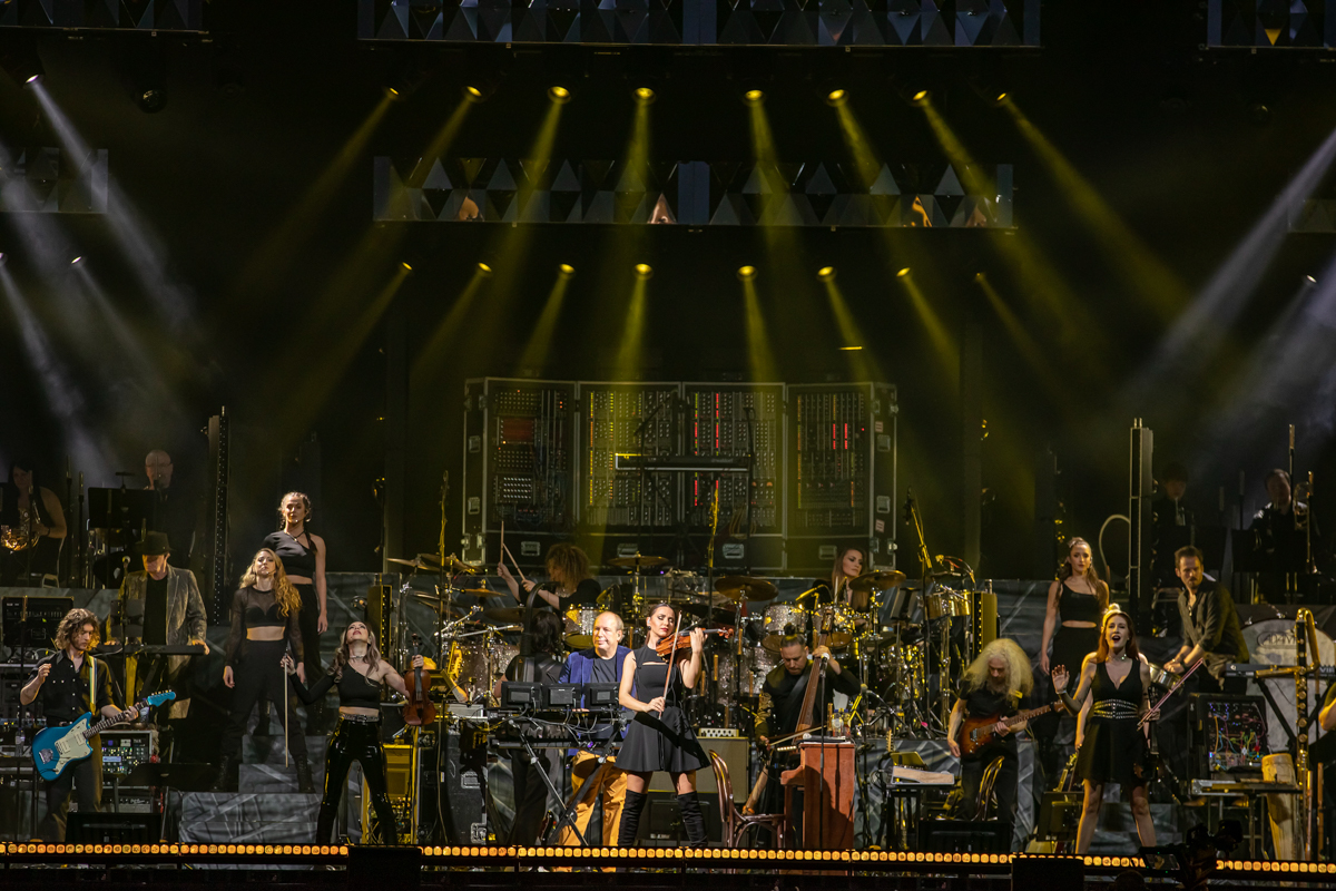 Hans Zimmer Live Europe Tour 2022 @ sportpaleis, foto 9, foto's door dirk janssens - FrontView Magazine