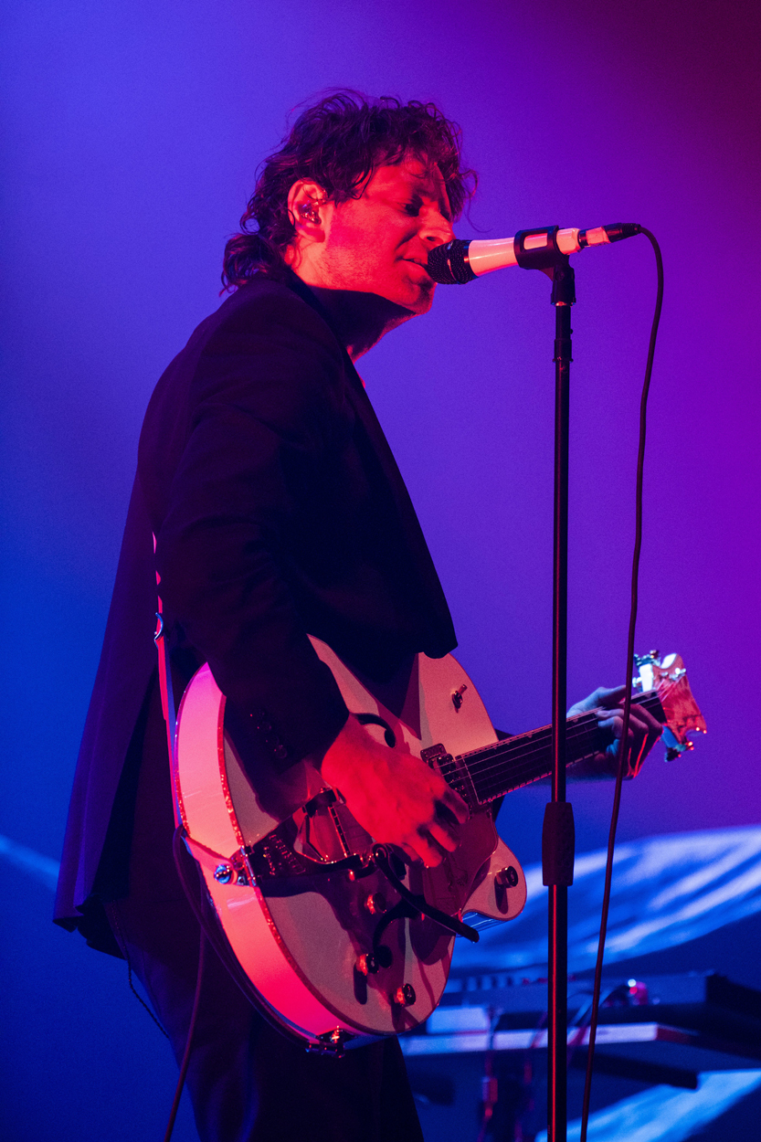 Lo Moon @ Sportpaleis, picture 3, photographed by Sandra Van Watermeulen - FrontView Magazine