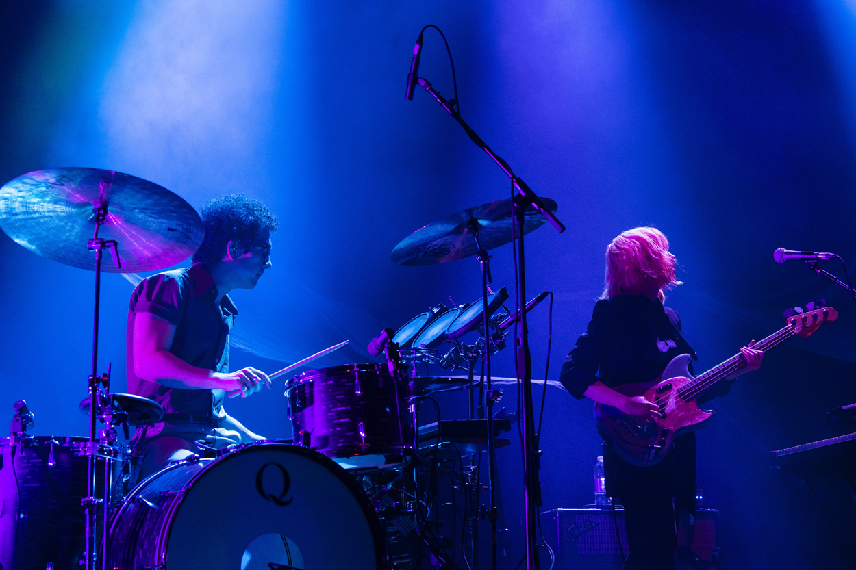 Lo Moon @ Sportpaleis, picture 8, photographed by Sandra Van Watermeulen - FrontView Magazine