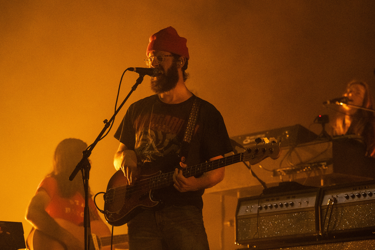 The War On Drugs @ Sportpaleis, picture 4, photographed by Sandra Van Watermeulen - FrontView Magazine