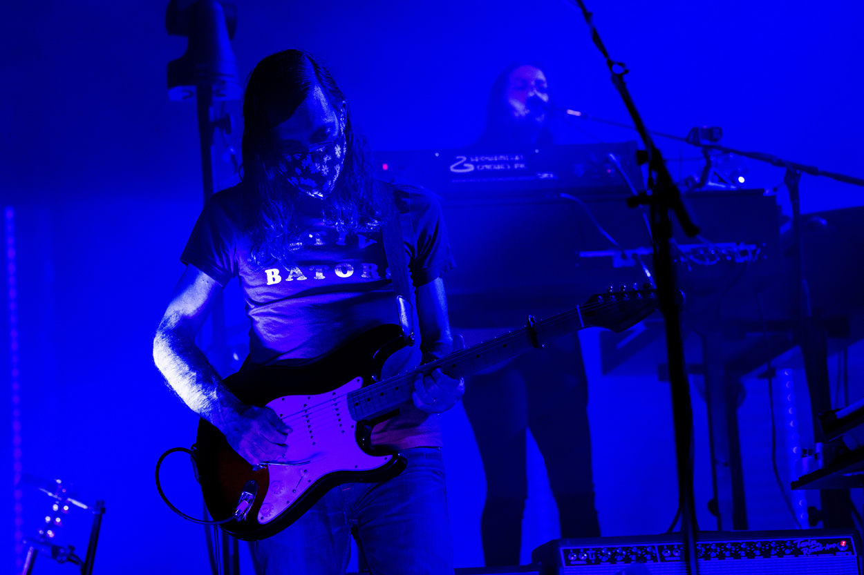 The War On Drugs @ Sportpaleis, picture 6, photographed by Sandra Van Watermeulen - FrontView Magazine