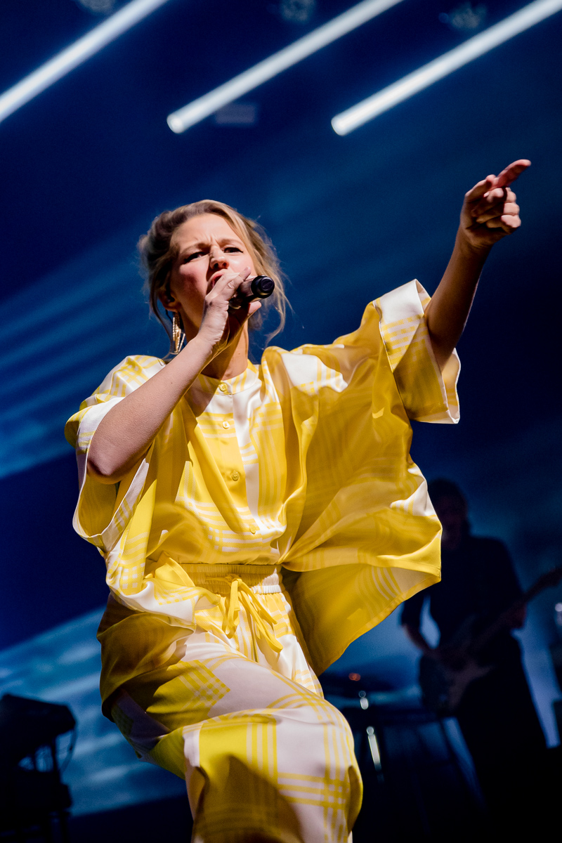 Selah Sue @ Ancienne Belgique, picture 4, photographed by Jürgen Bruynooghe - FrontView Magazine
