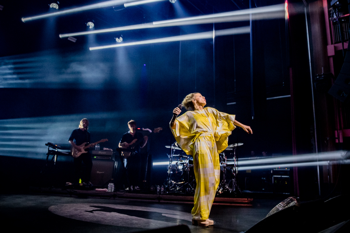 Selah Sue @ Ancienne Belgique, picture 5, photographed by Jürgen Bruynooghe - FrontView Magazine