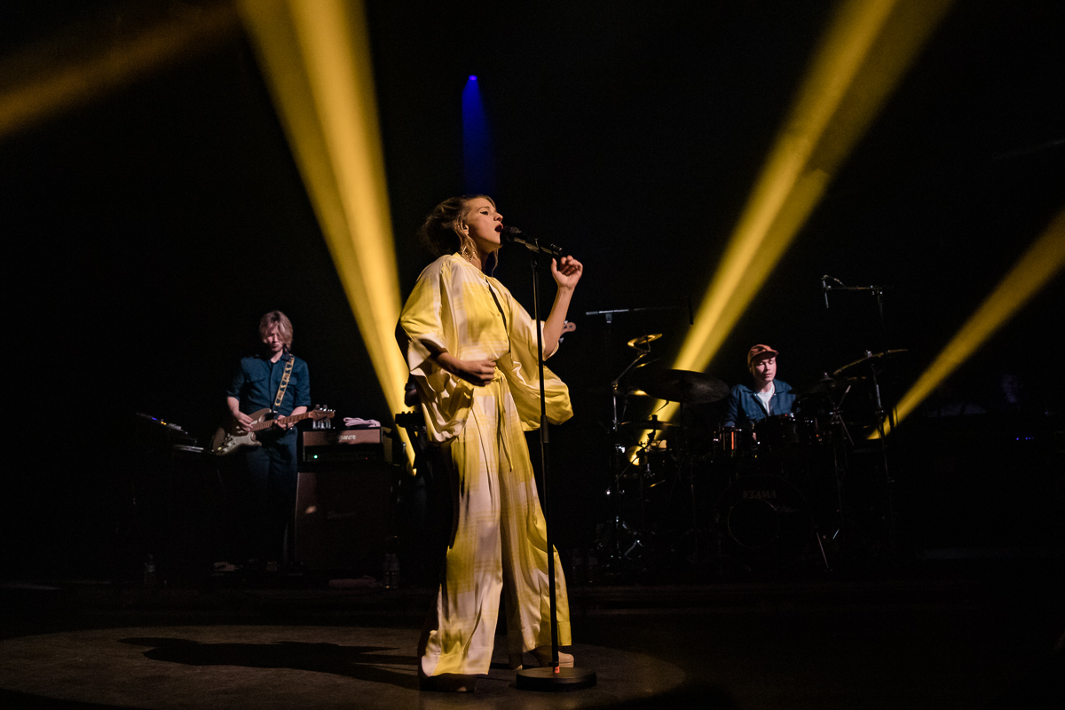 Selah Sue @ Ancienne Belgique, picture 7, photographed by Jürgen Bruynooghe - FrontView Magazine