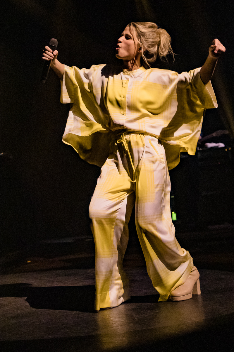 Selah Sue @ Ancienne Belgique, picture 9, photographed by Jürgen Bruynooghe - FrontView Magazine